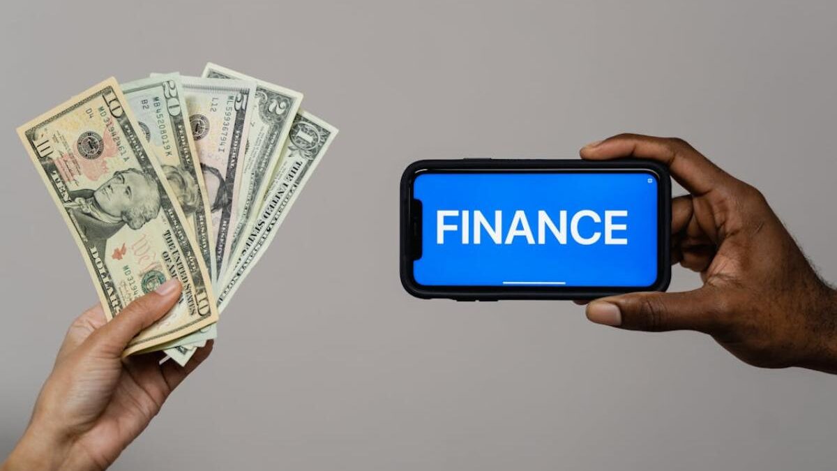 How to Pick the Right Mutual Fund for Your Financial Goals?